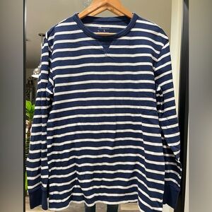 GAP Men's Blue and White Striped Crewneck Sweater